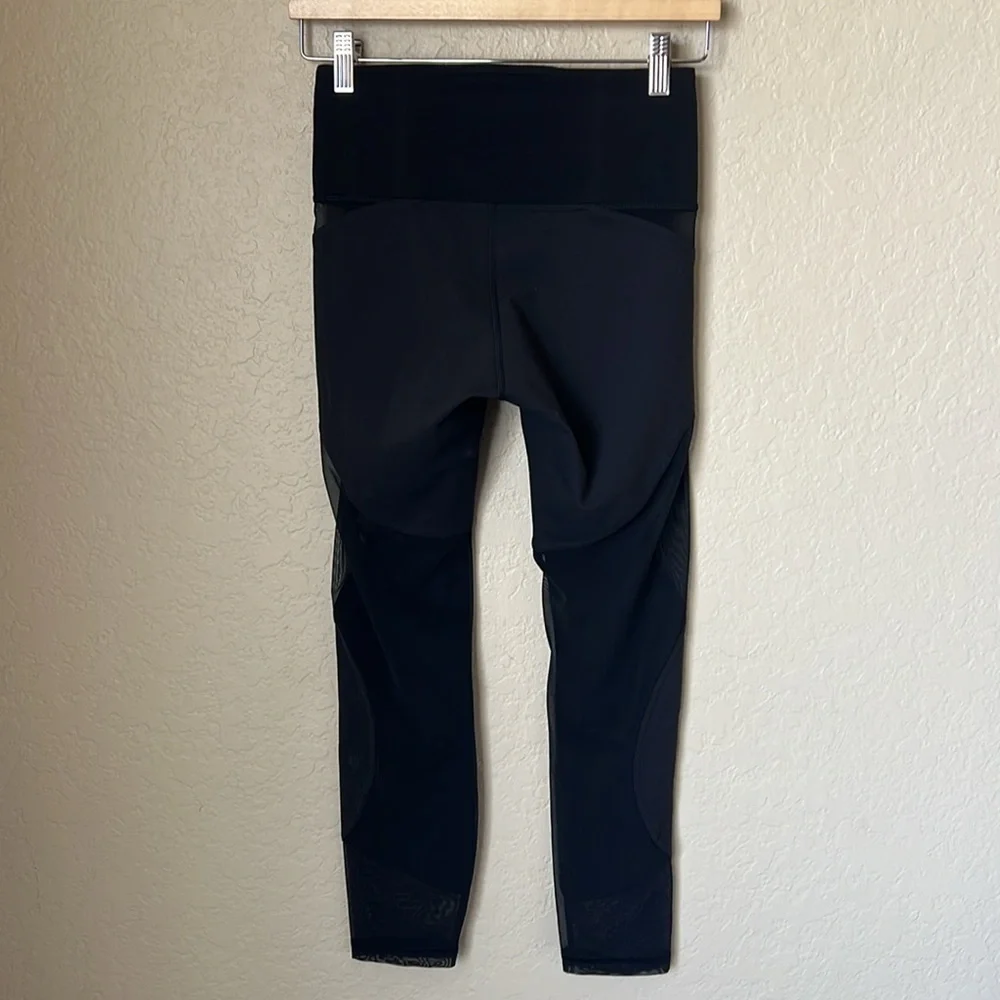 Lululemon black wunder train mesh leggings